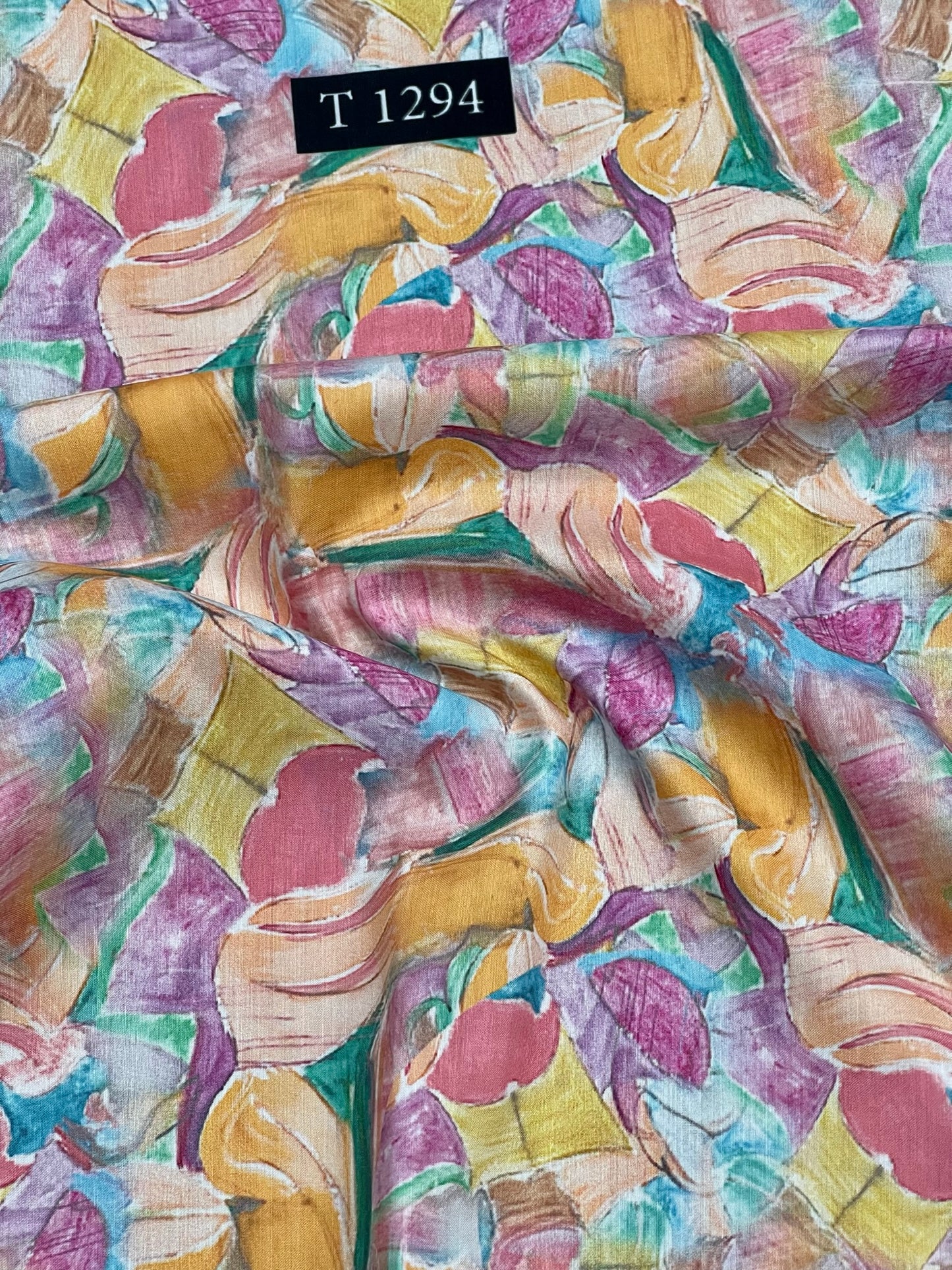 MUSLIN MIXED ABSTRACT PRINT