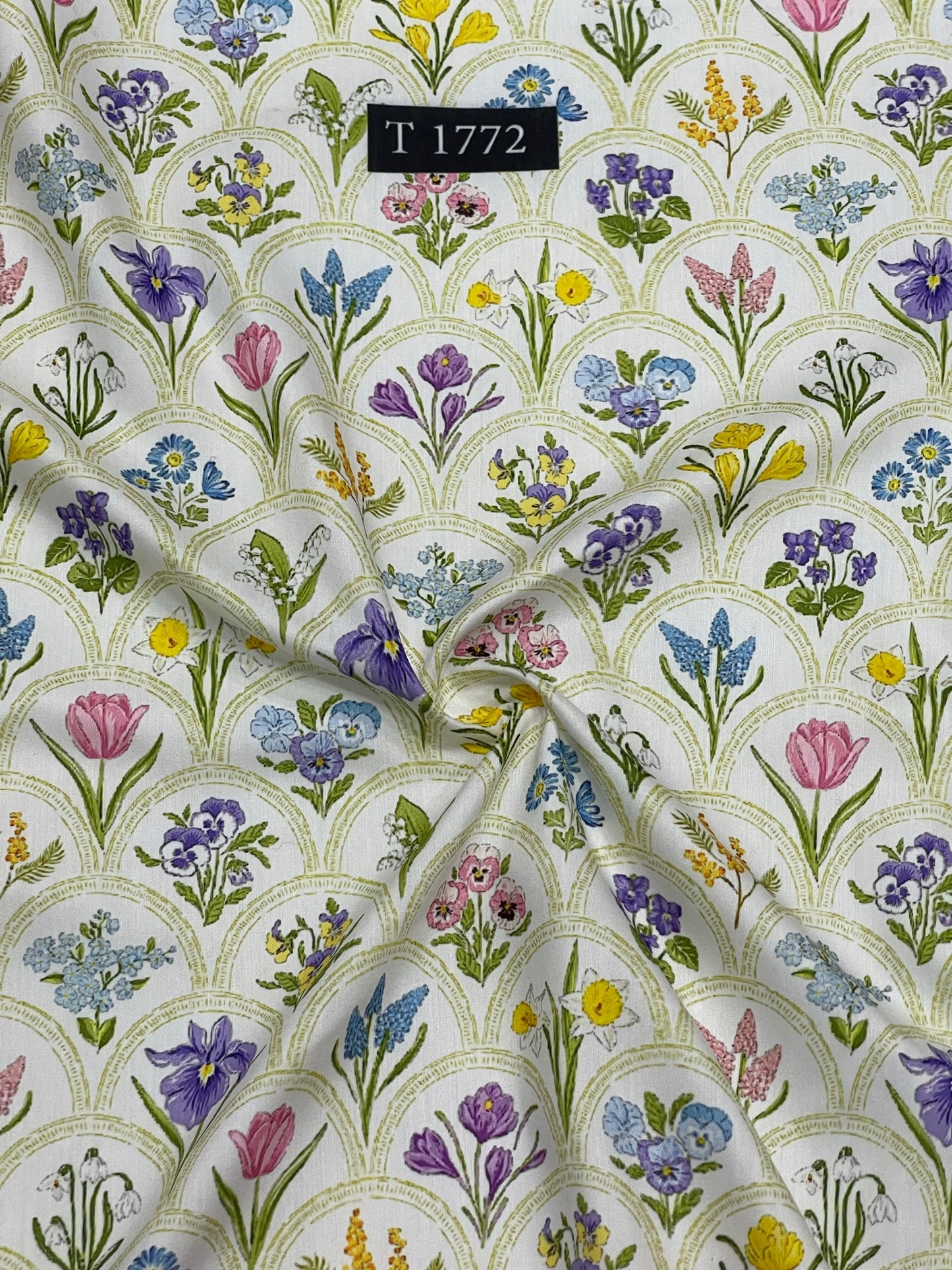 MUSLIN FLORAL PRINT