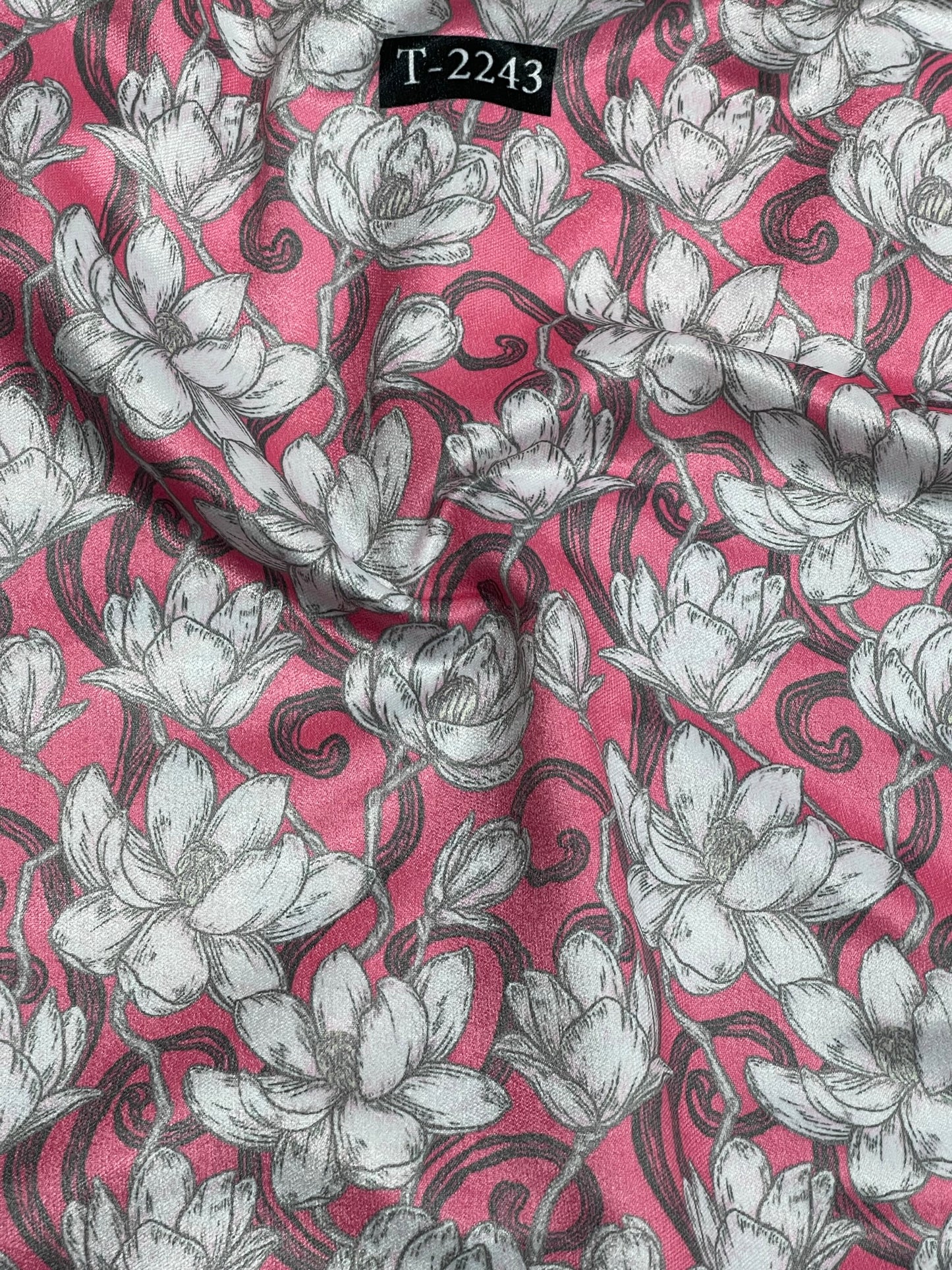 VELVET FLORAL PRINT