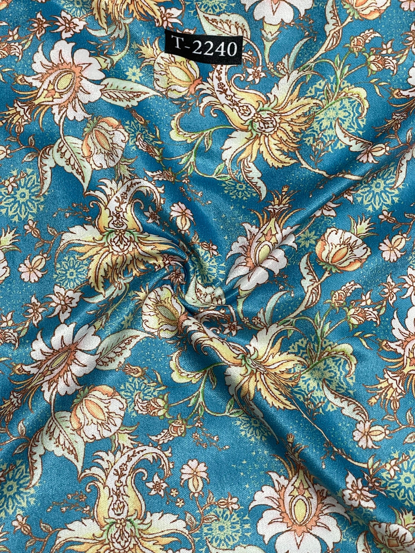 VELVET FLORAL PRINT