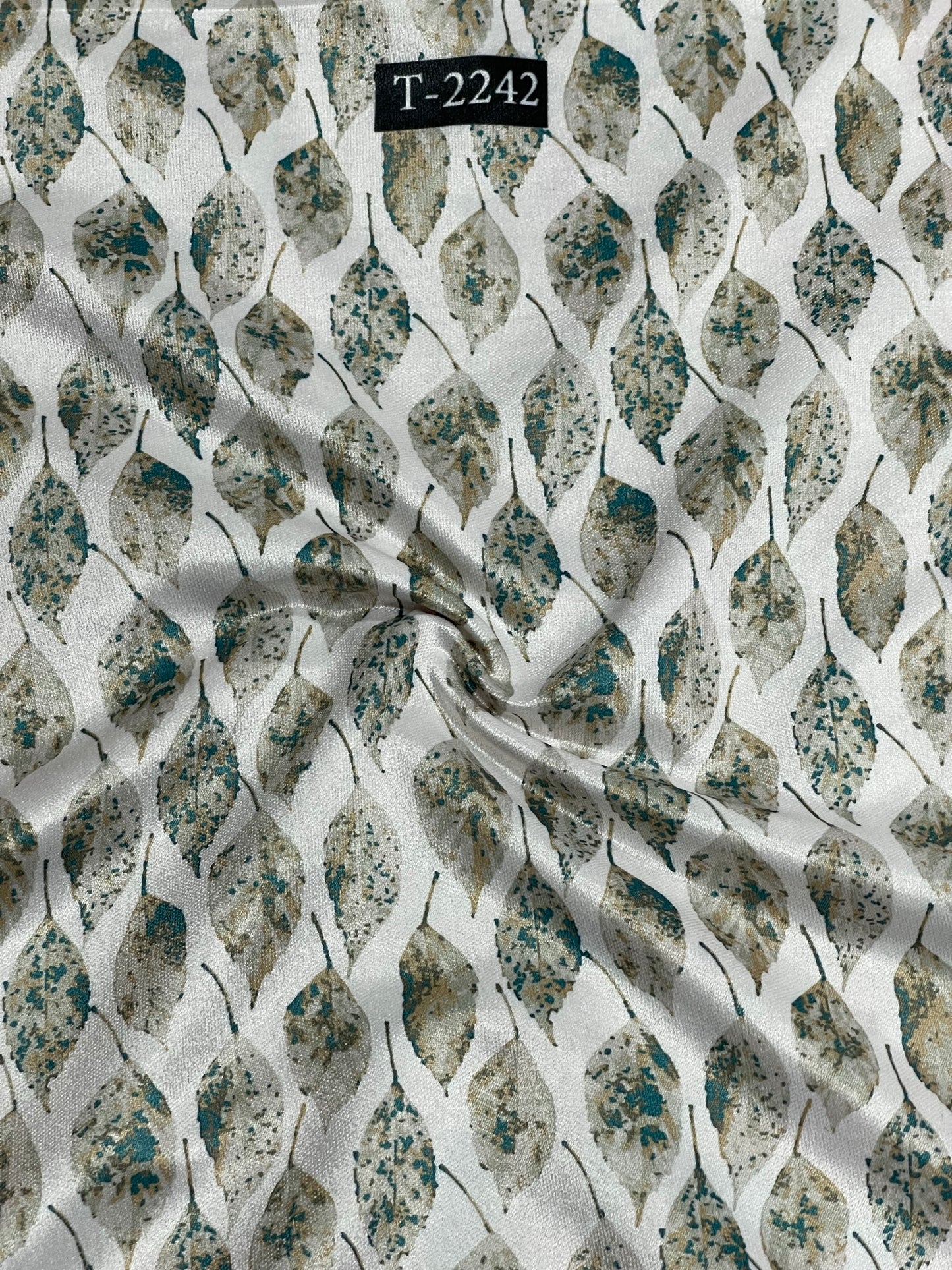 VELVET FLORAL PRINT