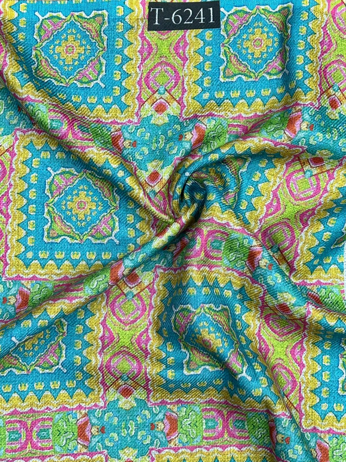 Kashmiri Pashmina Print
