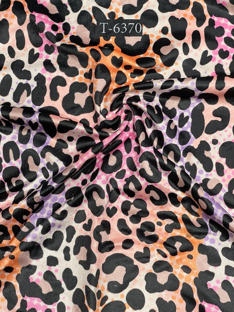 ANIMAL PRINTS ON VELVET