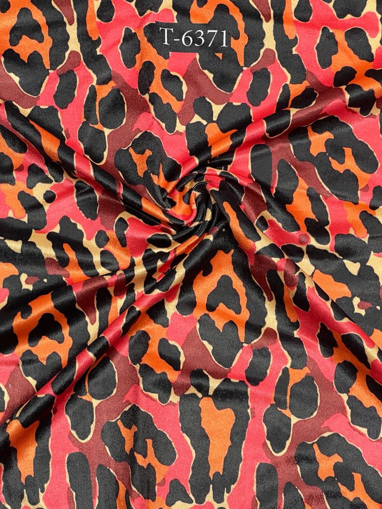 ANIMAL PRINTS ON VELVET