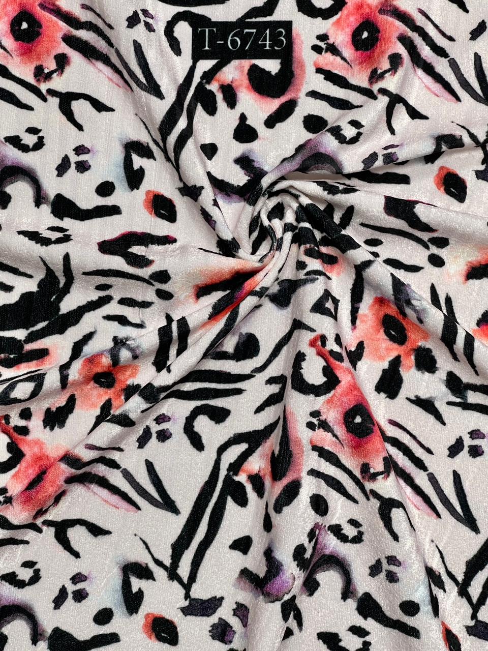 ANIMAL PRINTS ON VELVET