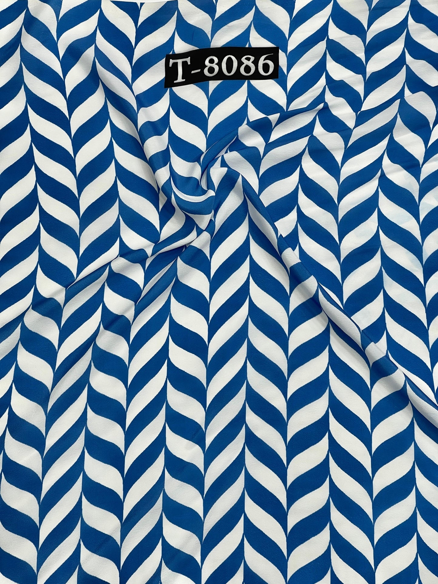 TRENDY PRINT WITH COLOURS ON CREPE