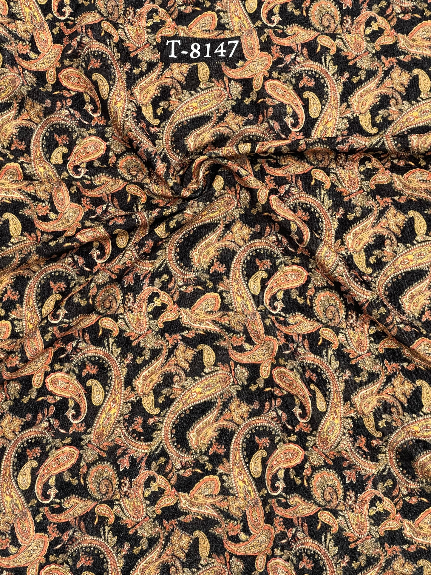 NEW PREMIUM VELVET PAISLEY DESIGN