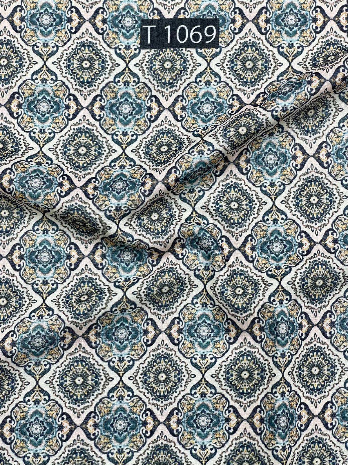 MUSLIN ABSTRACTS PRINT