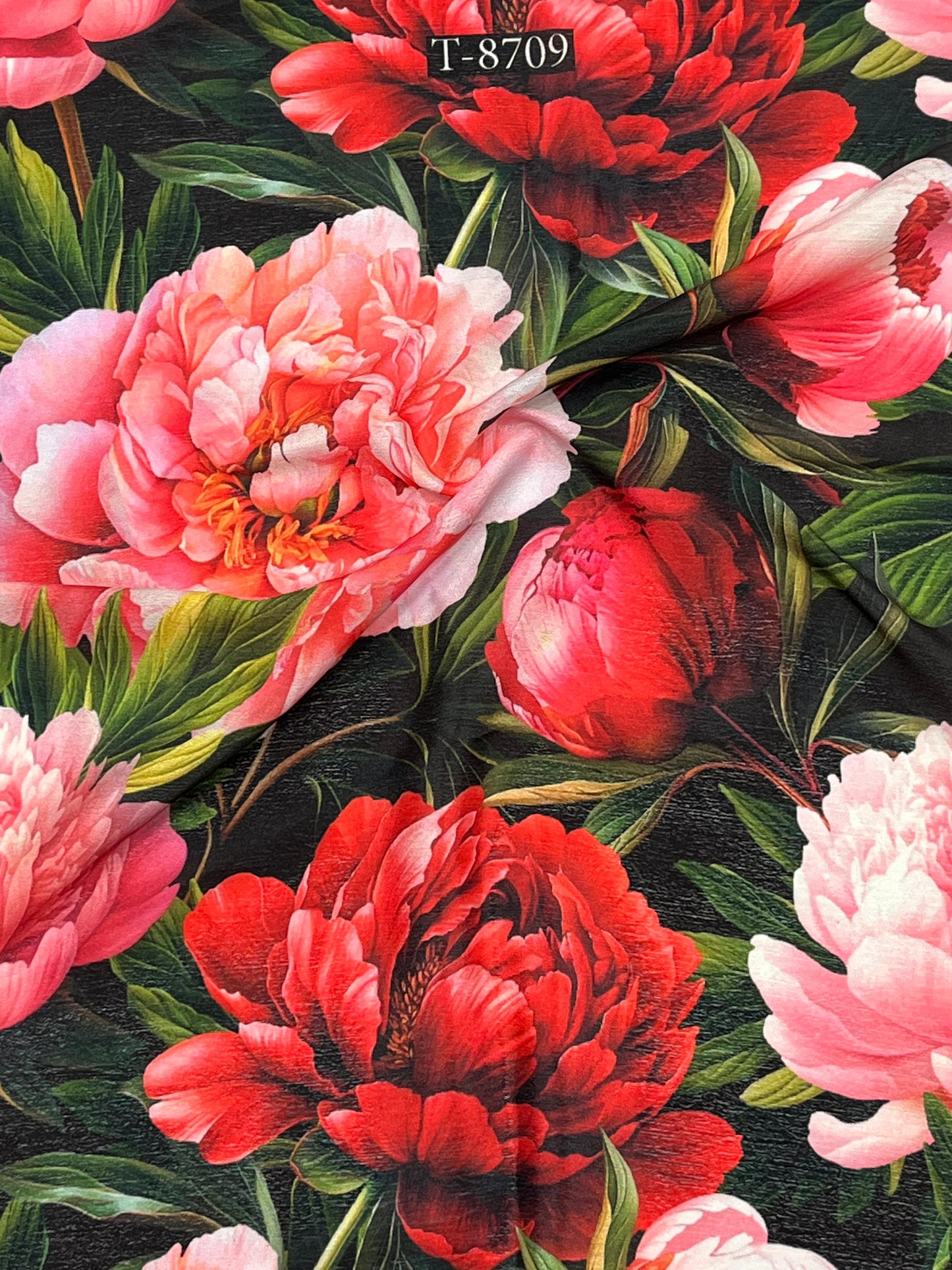 Big Floral Print on Chinnon