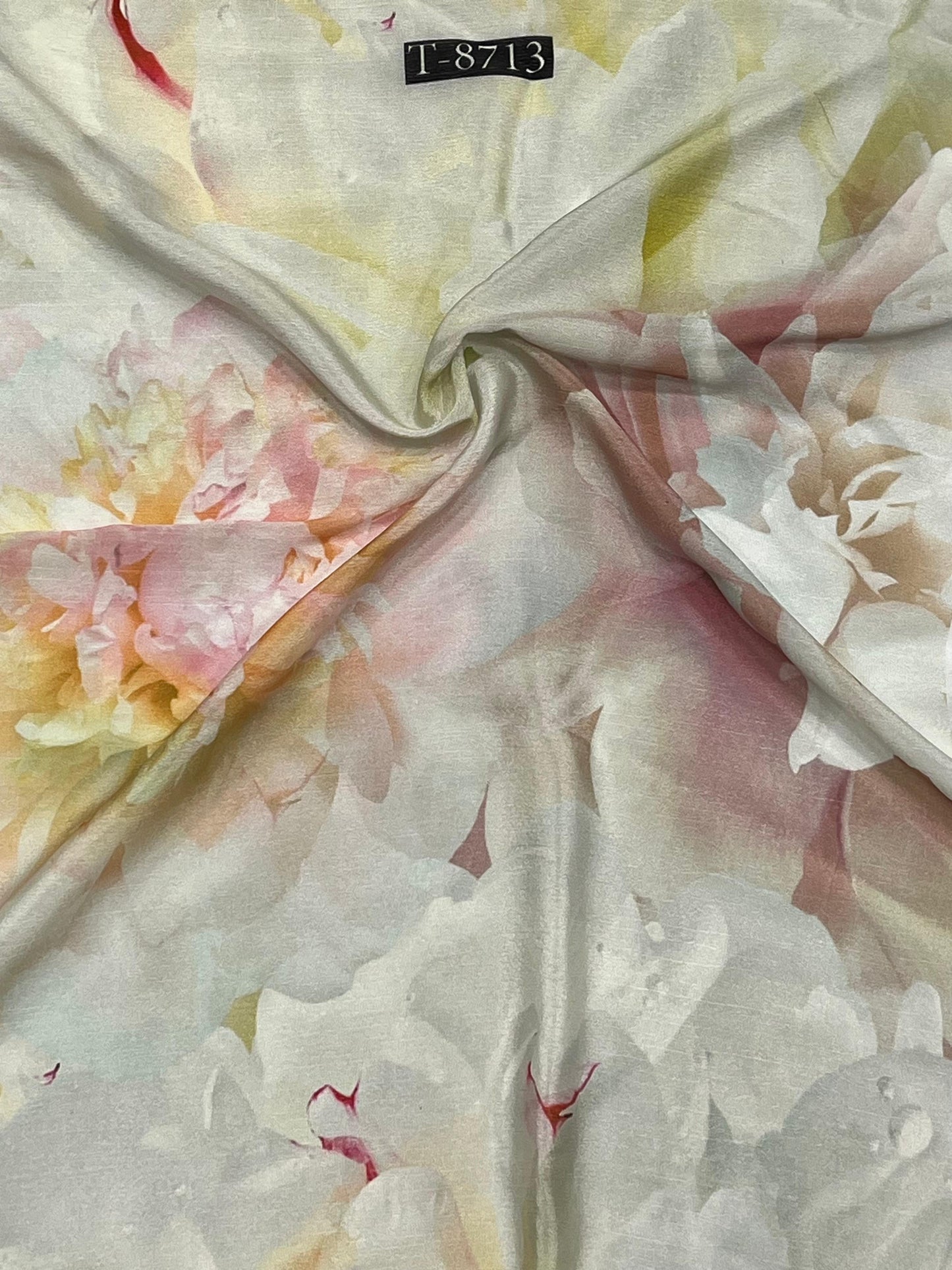 Big Floral Print on Chinnon