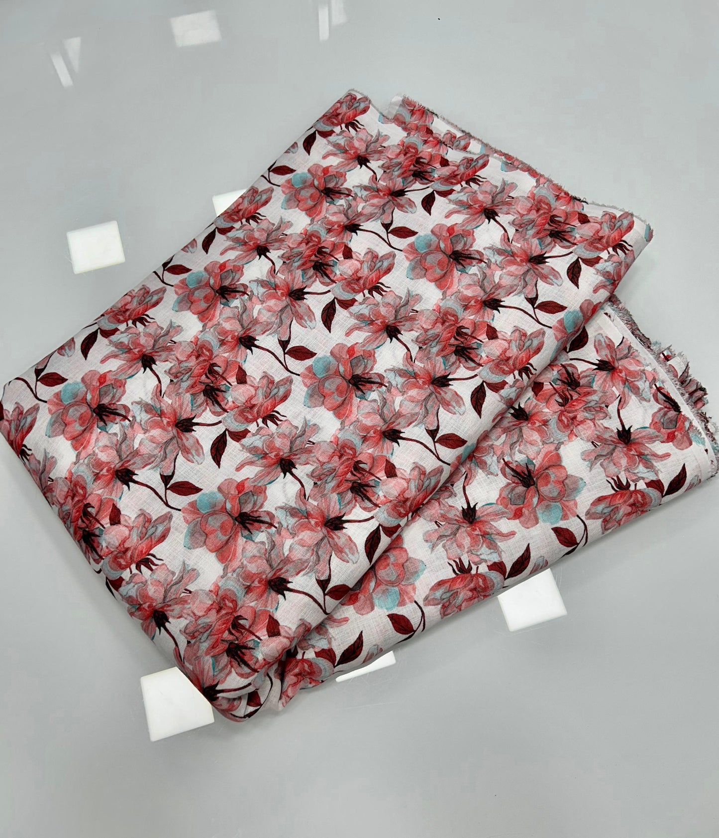 FLORAL PRINTS ON SWISS COTTON