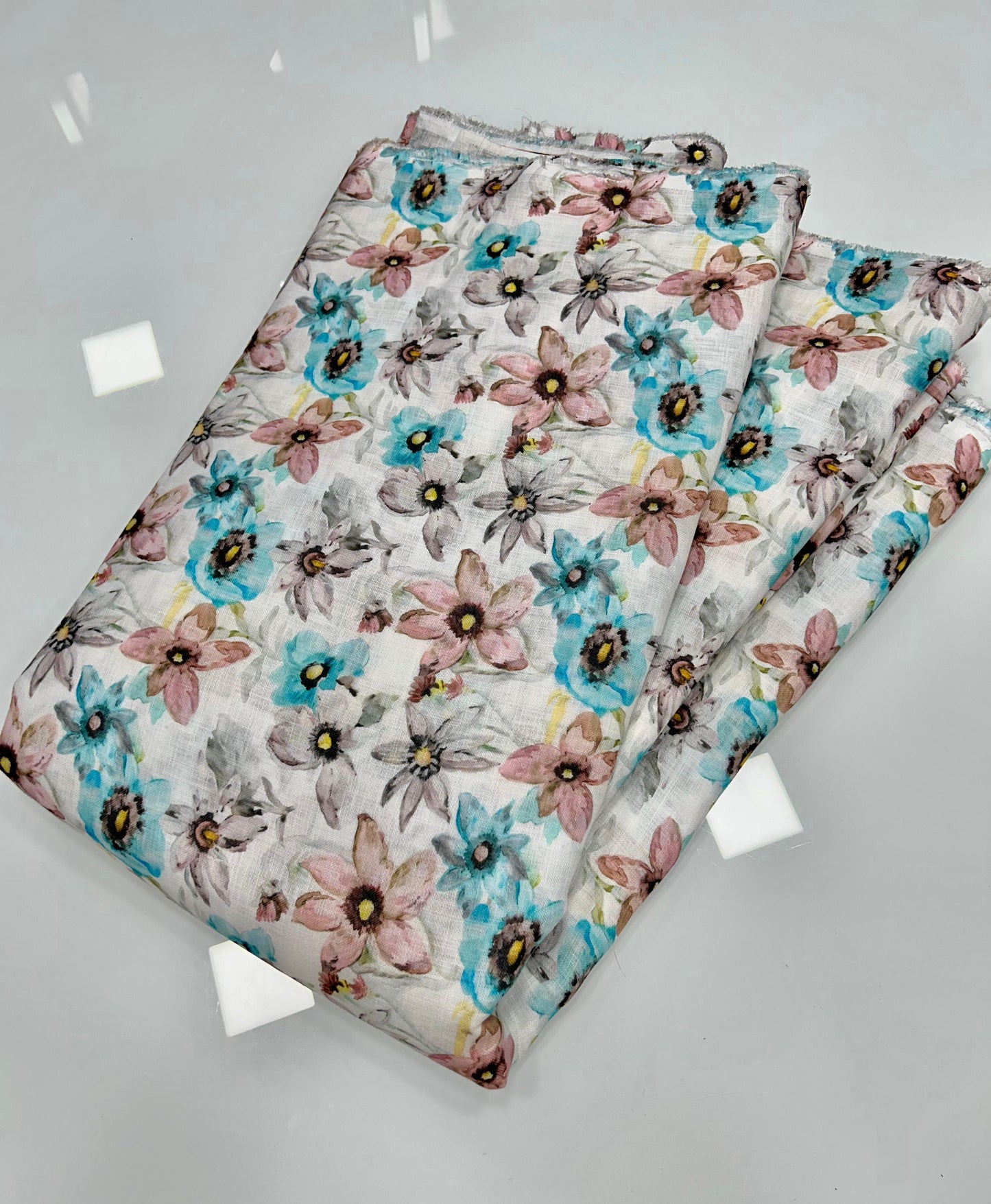 FLORAL PRINTS ON SWISS COTTON