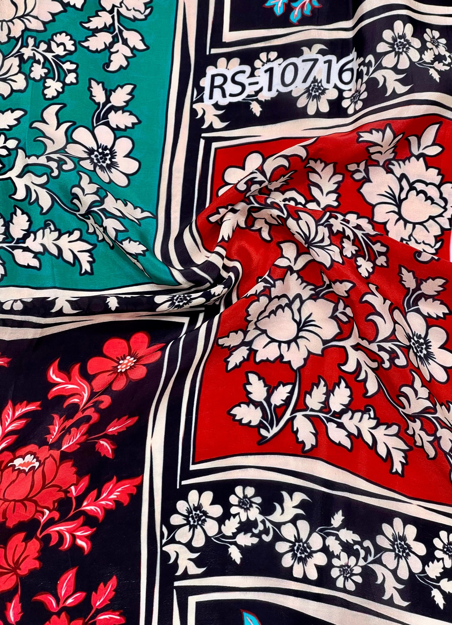 ABSTRACT PRINT ON PURE NATURAL CREPE
