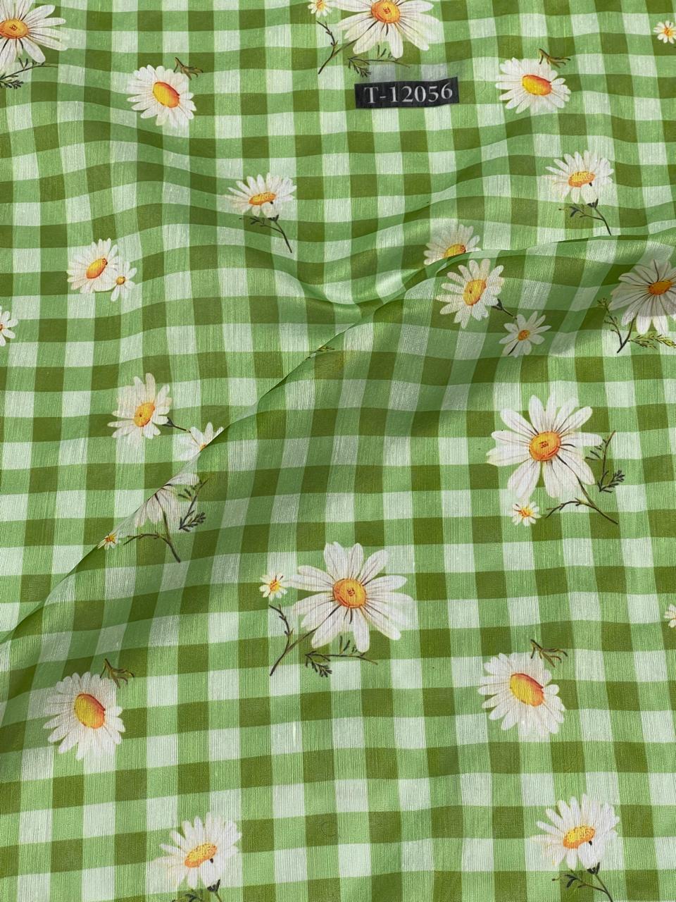 Daisy Gingham Print