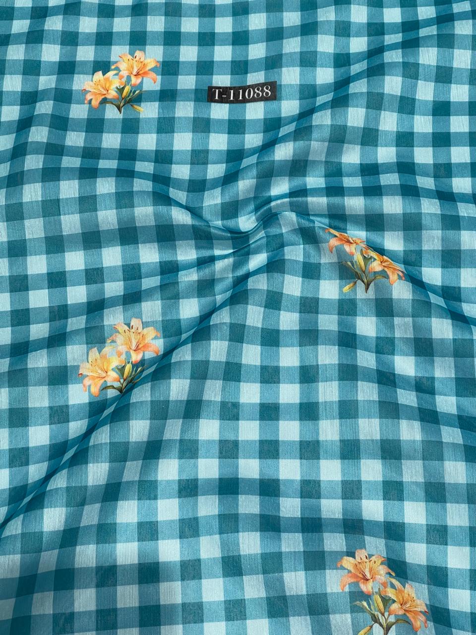 Lily Gingham Prints