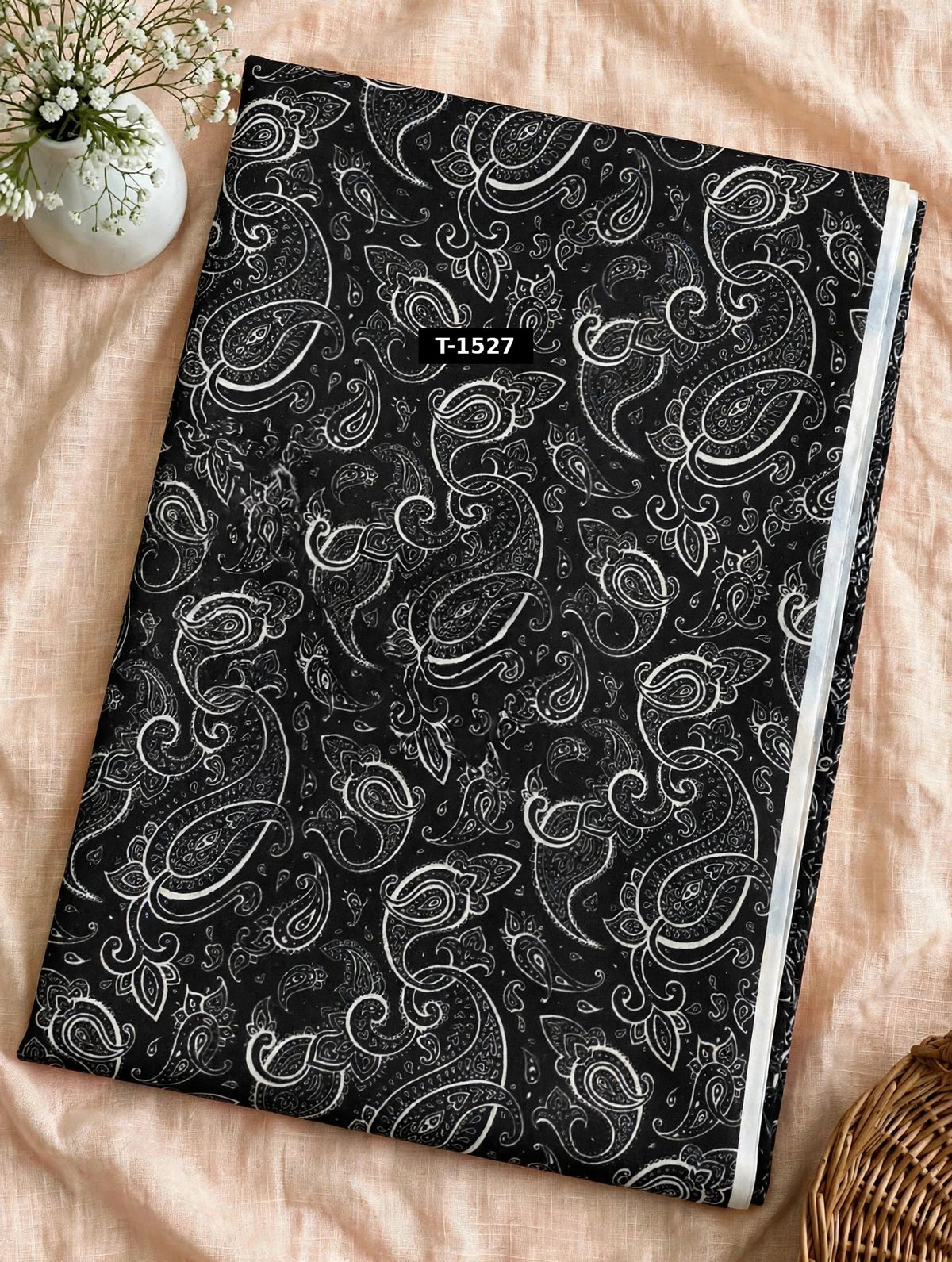Wholesale T-1527 Black White Paisley On Muslin Fabric - MUSLIN | The Wardrobe Fabrics