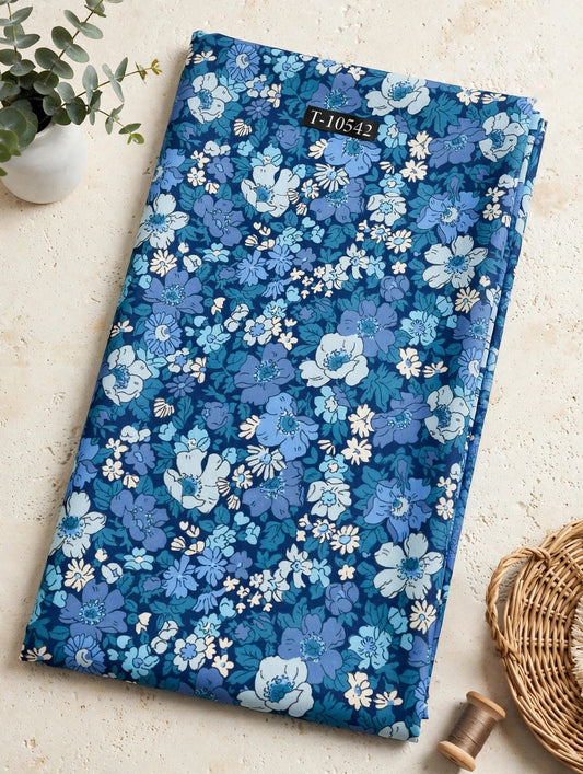 Wholesale T-10542 Blue Ditsy Floral On Georgette Fabric - GEORGETTE | The Wardrobe Fabrics
