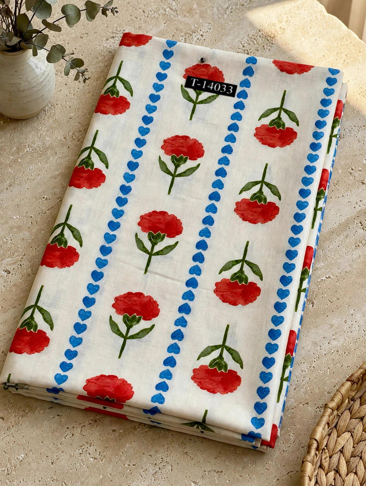Wholesale T-14033 Floral Prints On Poly Cotton Fabric - POLY COTTON | The Wardrobe Fabrics