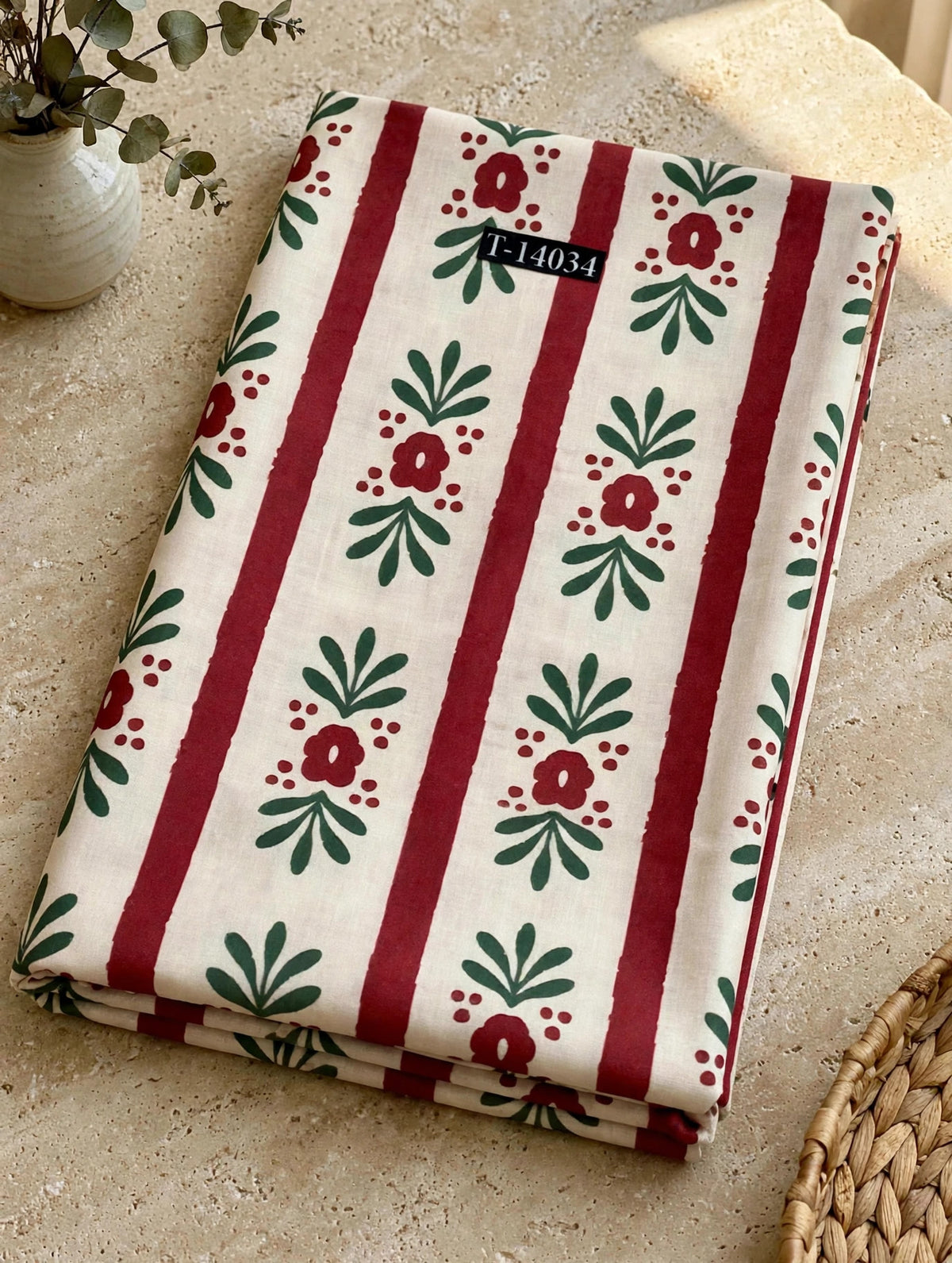 Wholesale T-14034 Floral Prints On Poly Cotton Fabric - POLY COTTON | The Wardrobe Fabrics