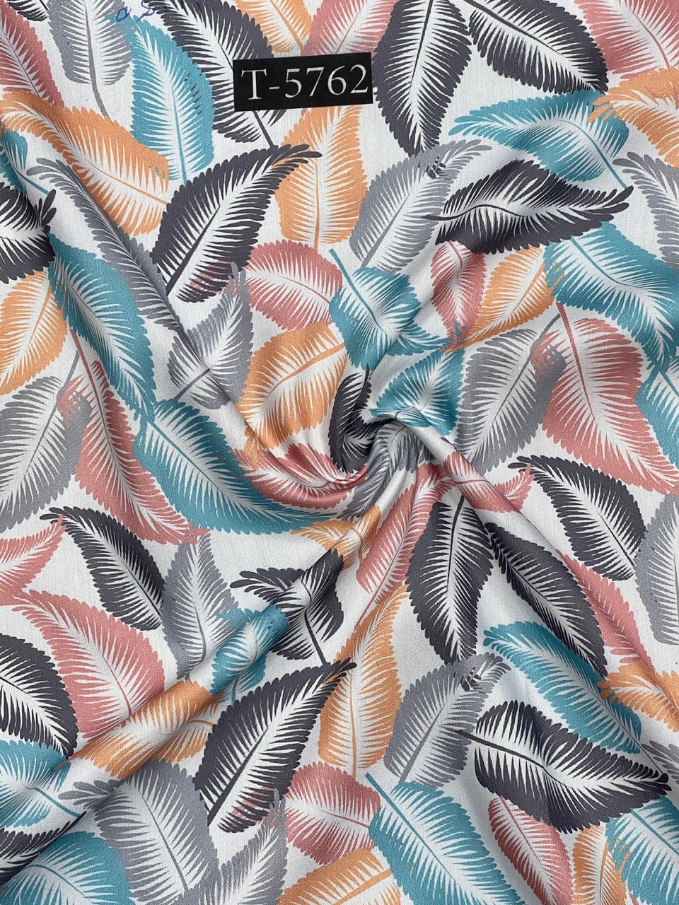 MUSLIN GEOMETRIC PRINTS