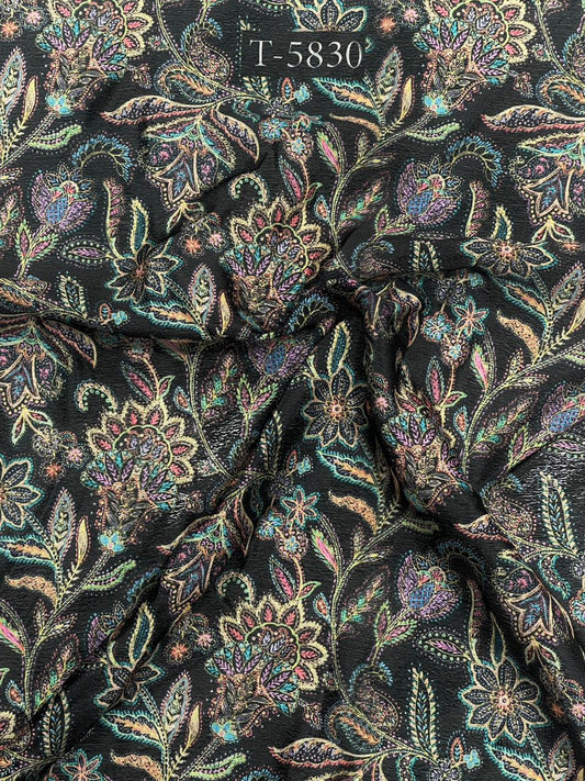 Chinnon Festive Print