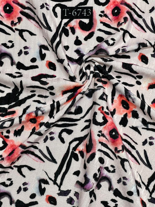 ANIMAL PRINTS ON VELVET