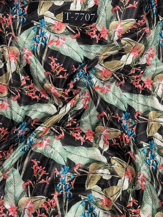 Chinnon Festive Print