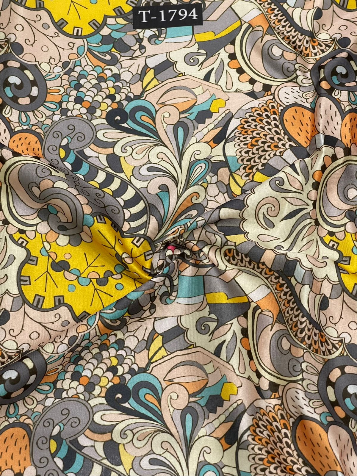 ZARA PRINT ON SATIN