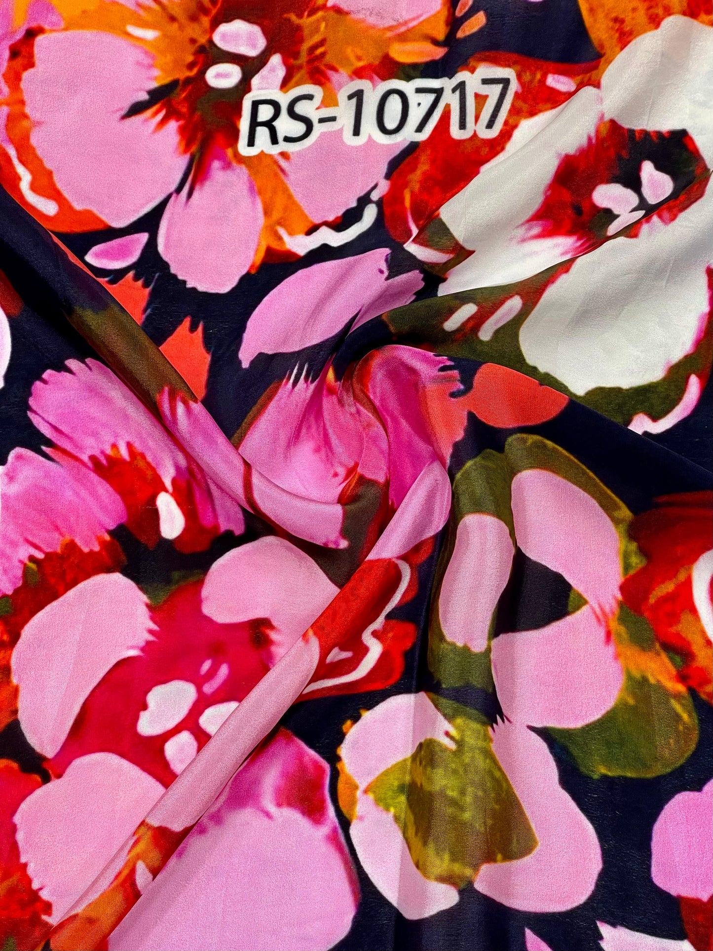 ABSTRACT PRINT ON PURE NATURAL CREPE